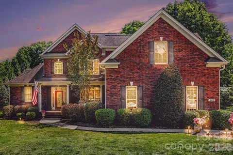 163 Evening Shadow Rd, Lake Wylie, SC 29710