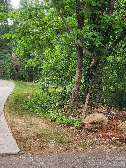 205 7th Street Ne Pl NE, Conover, NC 28613