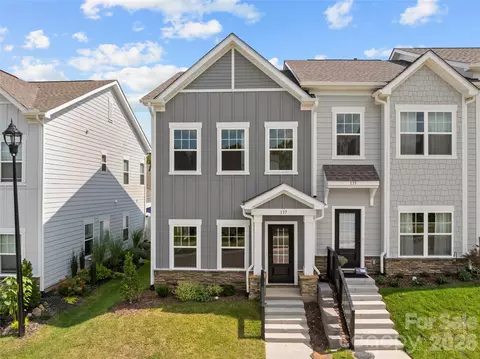 137 Cherry Springs 12-e Ln #12-E, Asheville, NC 28804