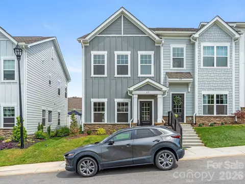137 Cherry Springs 12-e Ln #12-E, Asheville, NC 28804