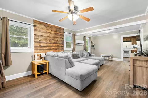 2990 Old Nc 18, Morganton, NC 28655