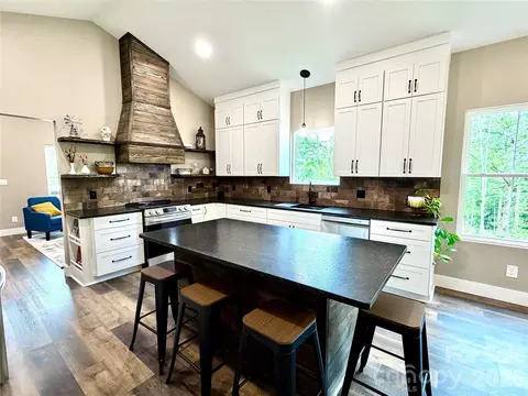 128 Arrowood Ln, Harmony, NC 28634 photo 7