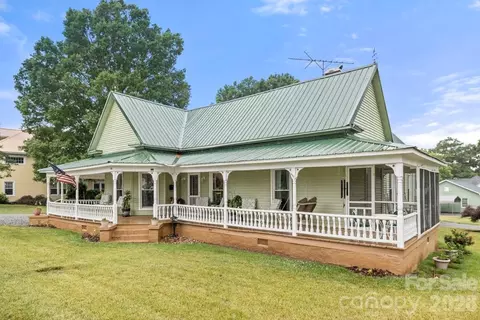 110 N Main Ave, Maiden, NC 28650