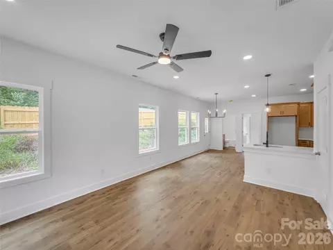 Living - 829 E Arch St, Lancaster, SC 29720 photo 2 of 5