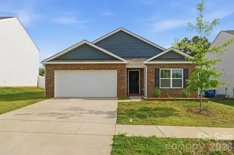 2814 Sherrills Stream Dr, Sherrills Ford, NC 28673