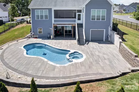 Exterior - 6044 Candlestick Ln, Lancaster, SC 29720 photo 7 of 8