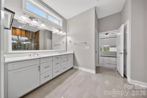 Bath - 6044 Candlestick Ln, Lancaster, SC 29720 photo 2 of 5