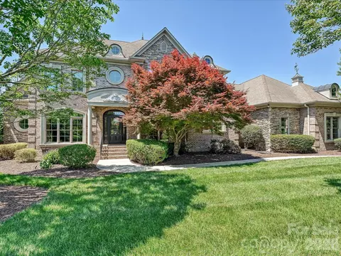 1208 Venetian Way Dr, Waxhaw, NC 28173