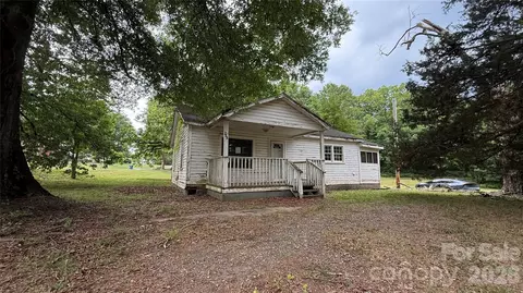 255 Washington St, Forest City, NC 28043