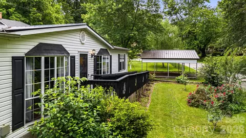 30 Sixth St, Asheville, NC 28804