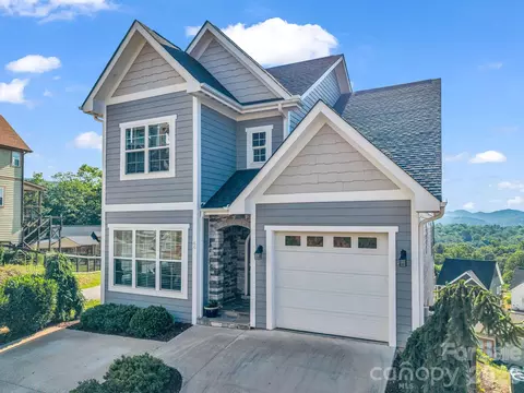 66 Tudor Way, Black Mountain, NC 28711