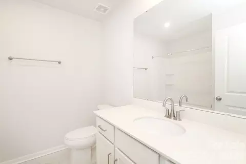 Bath - 3227 Laurel Brook Dr, Denver, NC 28037 photo 3 of 4