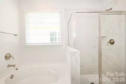 Bath - 3227 Laurel Brook Dr, Denver, NC 28037 photo 2 of 4