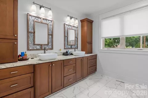 Bath - 9355 Legrand Dr, Terrell, NC 28682 photo 2 of 7