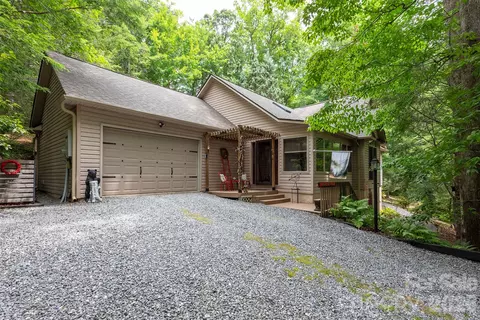 132 Rumbling Bald Rd, Lake Lure, NC 28746