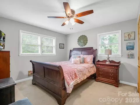Bedroom - 72 Mcentire Rd, Tryon, NC 28782 photo 5 of 8