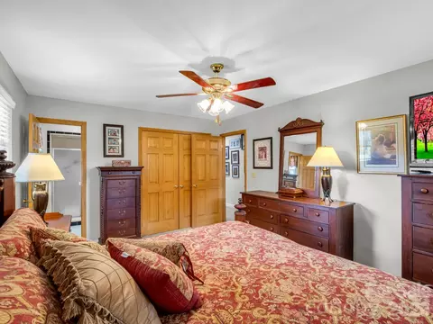 Bedroom - 72 Mcentire Rd, Tryon, NC 28782 photo 2 of 8