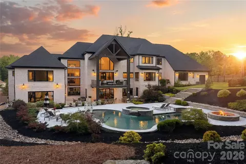 4064 Poplar Ridge Dr, Fort Mill, SC 29715
