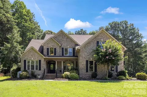4266 Barbrick St, Sherrills Ford, NC 28673