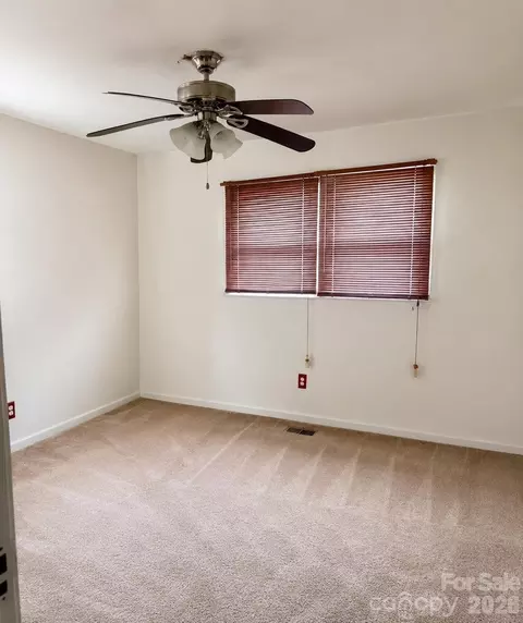 405 Isom St, Lancaster, SC 29720 photo 6