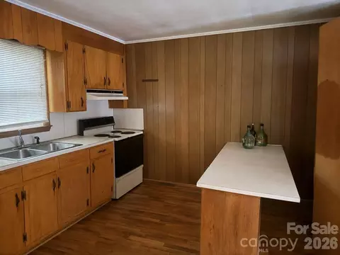 405 Isom St, Lancaster, SC 29720 photo 5