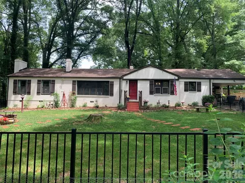 608 W 4th Ave, Gastonia, NC 28052