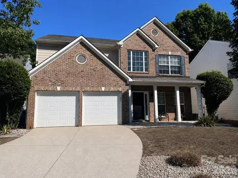 135 Autry Ave, Mooresville, NC 28117