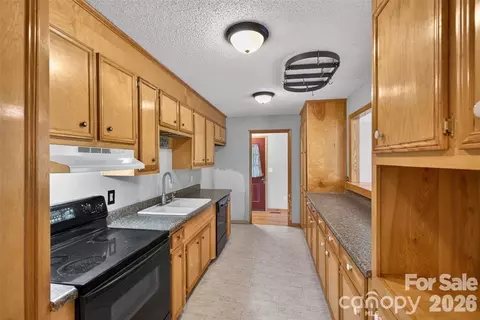 00 Misery Ridge Trl, Mill Spring, NC 28756 photo 13