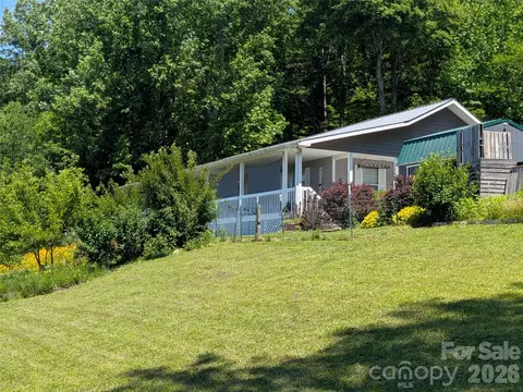 59 Ck Cabin Dr, Hot Springs, NC 28743