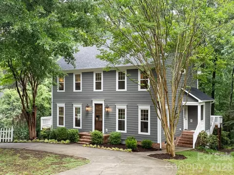 5118 Rosewater Ct, Charlotte, NC 28226