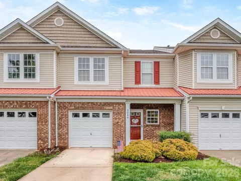 3064 Priory Ridge Dr, Fort Mill, SC 29707
