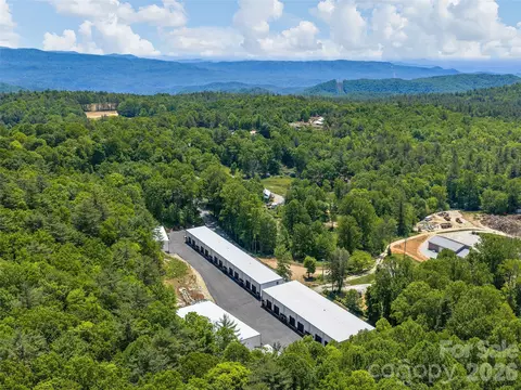 130 Speed B Way #B, Lake Toxaway, NC 28747
