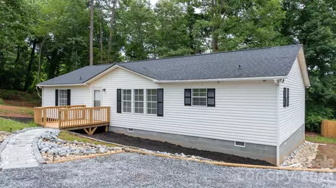 3196 Corkie Dr, Granite Falls, NC 28630