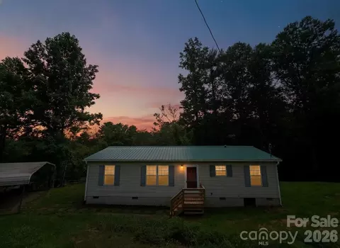 2094 Wilson Rd, Asheville, NC 28806