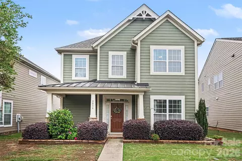2016 Henslow Trl, Fort Mill, SC 29708