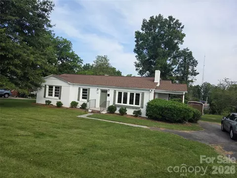 707 E 1st St, Cherryville, NC 28021