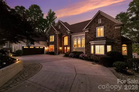 16105 Woolwine Rd, Charlotte, NC 28278
