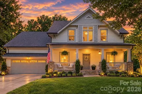 3009 Thayer Dr, Waxhaw, NC 28173