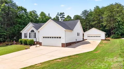 4583 Shawnee Ct, Maiden, NC 28650