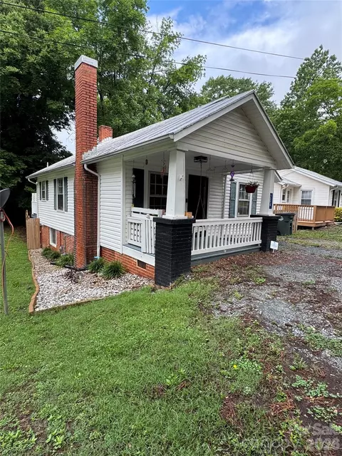 204 E Hargrave St, Wadesboro, NC 28170