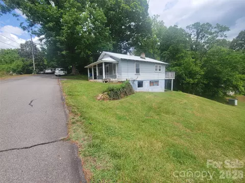 170 Ray St, Waynesville, NC 28786