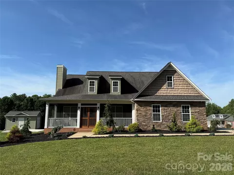 2103 Olde Pond Se Ct SE, Hudson, NC 28638
