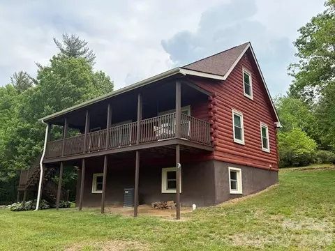 9064 Wildflower Ln, Newland, NC 28657