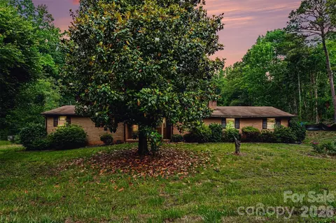2871 Loviee Rd, Lincolnton, NC 28092
