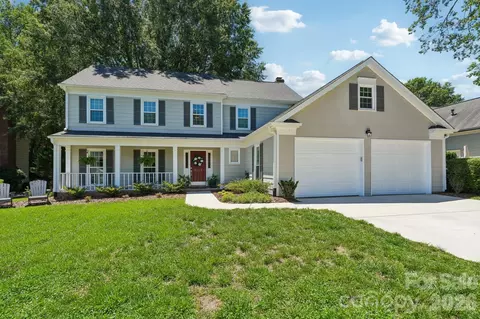 3113 Wild Lark Ct, Charlotte, NC 28210