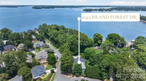 21313 Island Forest Dr, Cornelius, NC 28031