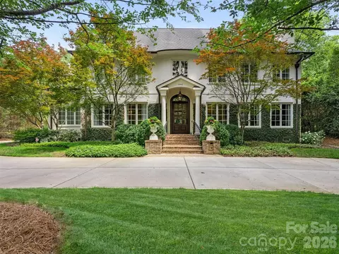 2946 Wheelock Rd, Charlotte, NC 28211