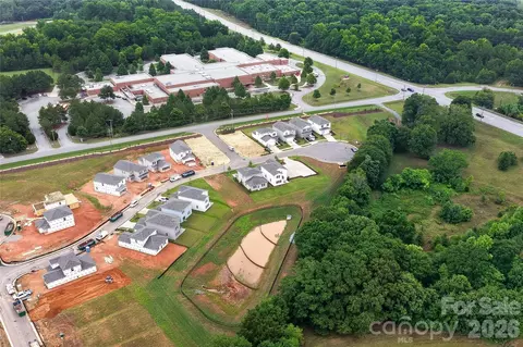 View/Area - 409 Silver Birch Ct, Shelby, NC 28152 photo 2 of 9
