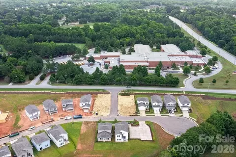 View/Area - 409 Silver Birch Ct, Shelby, NC 28152 photo 4 of 7