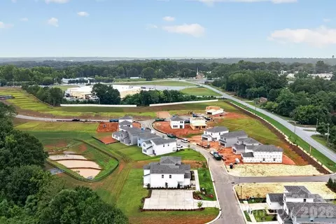 View/Area - 403 Silver Birch Ct, Shelby, NC 28152 photo 3 of 7